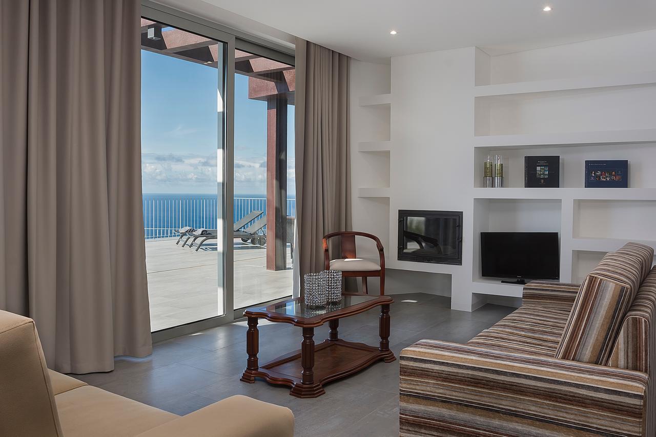Ourmadeira - Cliffscape, Panoramic Seaviews Vila Estreito Da Calheta Exterior foto